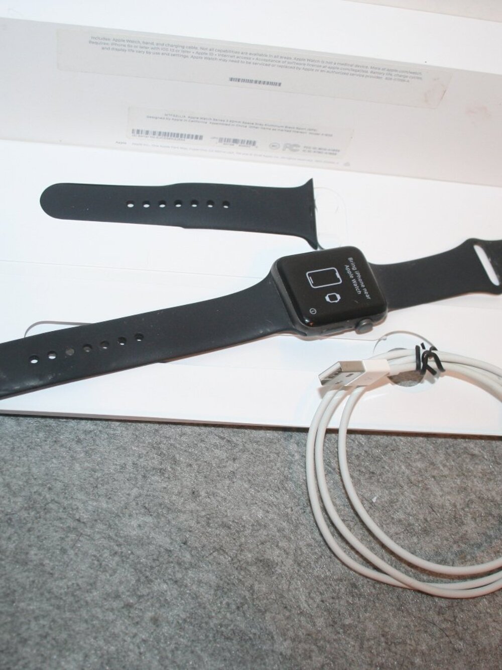 Apple Watch Series 3 42mm Space Gray Aluminum Case with Nike Black Sport Band